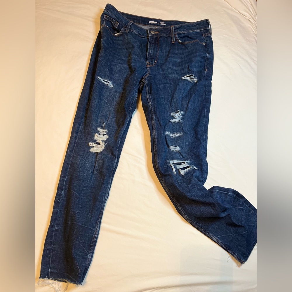 Ripped Skinny Jeans